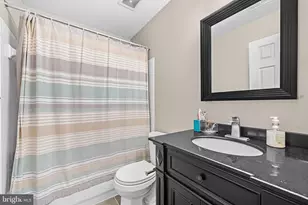 855 Thicket Ct, Odenton, MD 21113 - Photo 29