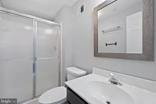 806 Lilac Ct, Odenton, MD 21113 - Photo 19