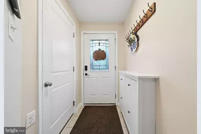 7993 Trailview Crossing, Glen Burnie, MD 21060 - Photo 3