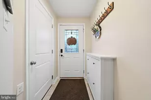 7993 Trailview Xing, Glen Burnie, MD 21060 - Photo 3