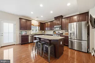 7993 Trailview Xing, Glen Burnie, MD 21060 - Photo 9