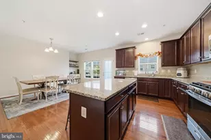 7993 Trailview Xing, Glen Burnie, MD 21060 - Photo 11