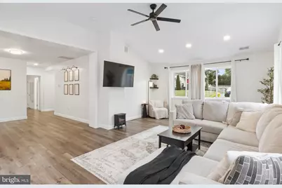 7684 Pine Haven Drive, Pasadena, MD 21122 - Photo 5