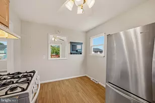 158 Riviera Dr, Pasadena, MD 21122 - Photo 15