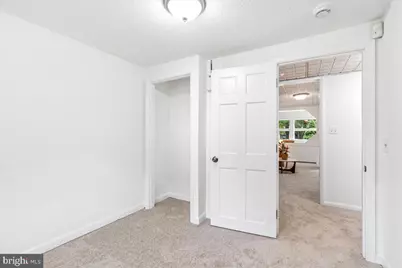 423 Shetlands Lane, Glen Burnie, MD 21061 - Photo 17
