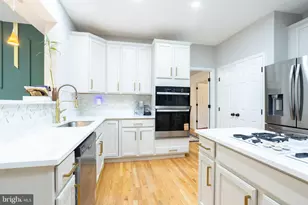 7777 Rotherham Dr, Hanover, MD 21076 - Photo 17