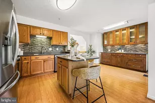 916 Deerberry Ct, Odenton, MD 21113 - Photo 25
