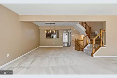 8609 Woodland Manor Drive, Laurel, MD 20724 - Photo 7