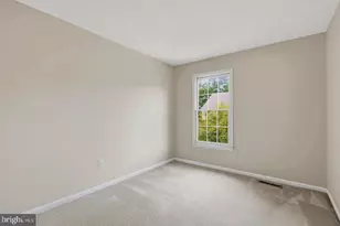 8609 Woodland Manor Dr, Laurel, MD 20724 - Photo 25