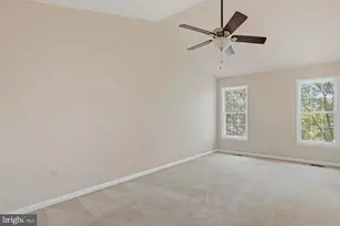 8609 Woodland Manor Dr, Laurel, MD 20724 - Photo 17