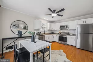 810 205th St, Pasadena, MD 21122 - Photo 1