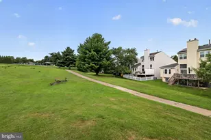 2404 Shadywood Cir, Crofton, MD 21114 - Photo 41