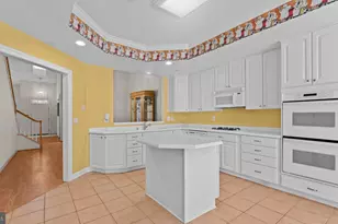 334 Hamlet Cir, Edgewater, MD 21037 - Photo 13