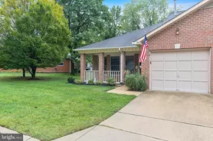 903 Yardarm Ln, Annapolis, MD 21401 - Photo 1