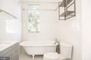 530 First St, Annapolis, MD 21403 - Photo 9
