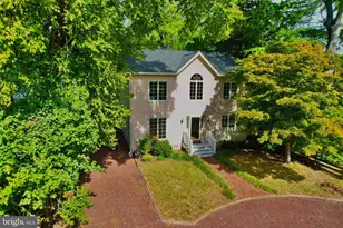 9 Hull Ave, Annapolis, MD 21403 - Photo 1
