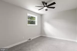 7952 Cross Creek Dr, Glen Burnie, MD 21061 - Photo 15
