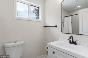 7952 Cross Creek Dr, Glen Burnie, MD 21061 - Photo 17