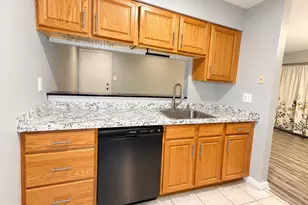 200 Spring Maiden Ct, Glen Burnie, MD 21060 - Photo 7