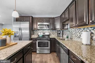 1049 Genine Dr, Glen Burnie, MD 21060 - Photo 25