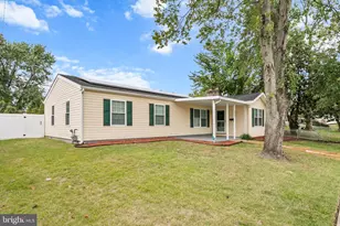 1049 Genine Dr, Glen Burnie, MD 21060 - Photo 5