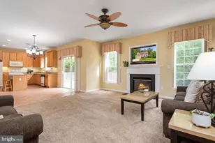 613 Lavender Ct, West River, MD 20778 - Photo 9