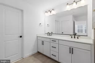 5722 Howard Dr, Glen Burnie, MD 21061 - Photo 23