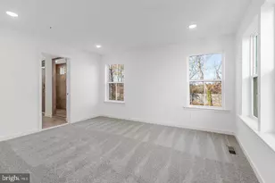 5722 Howard Dr, Glen Burnie, MD 21061 - Photo 17
