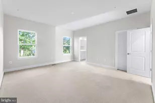 8373 Meadowood Dr, Hanover, MD 21076 - Photo 19