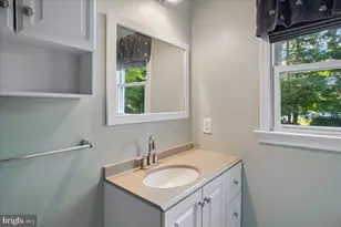 1230 Hilltop Dr, Annapolis, MD 21409 - Photo 23