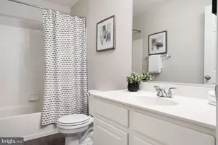 8640 Willow Leaf Ln, Odenton, MD 21113 - Photo 23