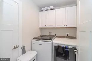 8325 Carrig Ct, Millersville, MD 21108 - Photo 25