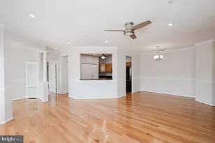2410 Chestnut Terrace Ct, Odenton, MD 21113 - Photo 9