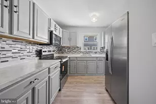 272 Michele Cir, Millersville, MD 21108 - Photo 11