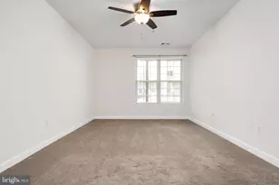 2703 Oak Leaf Ct, Odenton, MD 21113 - Photo 17
