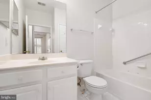 2703 Oak Leaf Ct, Odenton, MD 21113 - Photo 15