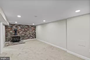 1201 Whitman Dr, Glen Burnie, MD 21061 - Photo 17