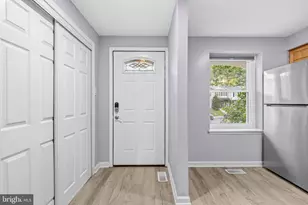 7656 Fairbanks Ct, Hanover, MD 21076 - Photo 3