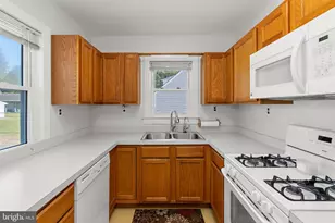 1242 Delmont Rd, Severn, MD 21144 - Photo 9