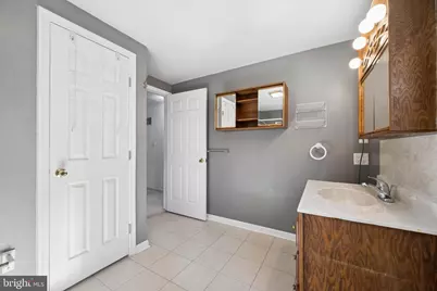 247 Hammarlee Road, Glen Burnie, MD 21060 - Photo 37