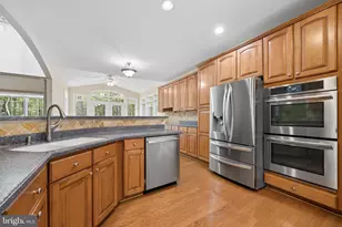 8218 Anglers Edge Ct, Glen Burnie, MD 21060 - Photo 29