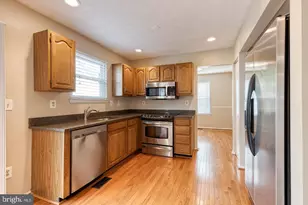 7846 Dero Dr, Pasadena, MD 21122 - Photo 13