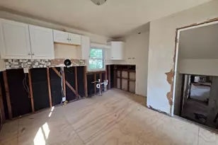 1022 Glenvilla Dr, Glen Burnie, MD 21061 - Photo 5