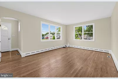 204 5th Avenue SW, Glen Burnie, MD 21061 - Photo 5