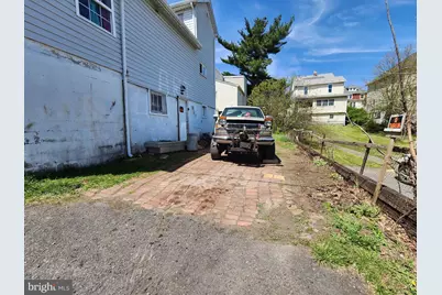 54 E College Avenue, Frostburg, MD 21532 - Photo 9