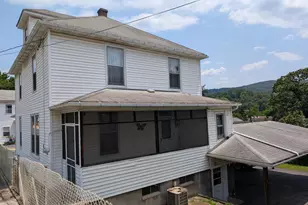 222 Rock St, Westernport, MD 21562 - Photo 3