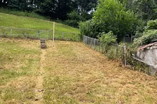 432 Pine Ave, Cumberland, MD 21502 - Photo 11