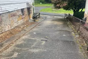 432 Pine Ave, Cumberland, MD 21502 - Photo 3