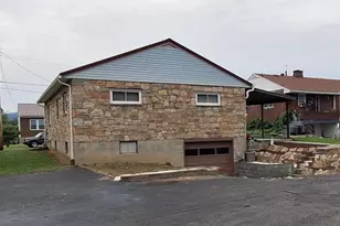 30 Memorial Ave, Cumberland, MD 21502 - Photo 9