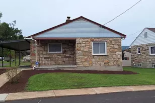 30 Memorial Ave, Cumberland, MD 21502 - Photo 3